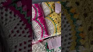 Olha quantas peças de crochê prontas! 😍🧶