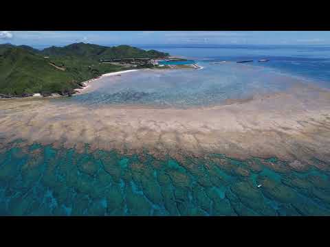 渡名喜島ドローン空撮ーリーフ外側（撮影者：阿左見雄大）