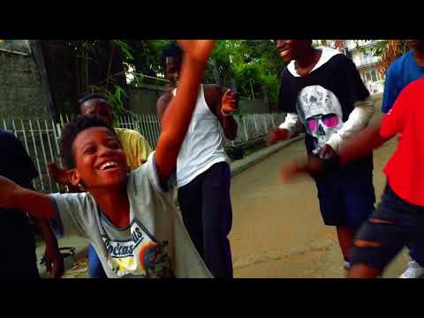 Tcham Gabon danse King of les meilleurs ken de la vitesse et sa famille