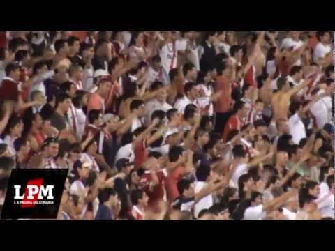 "Somos los pibes que alentamos a River Plate - River vs Argentinos - Torneo Inicial 2012" Barra: Los Borrachos del Tablón • Club: River Plate • País: Argentina