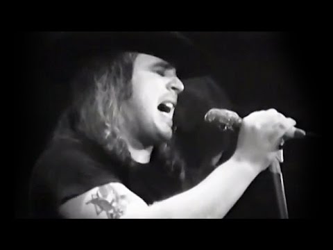 Lynyrd Skynyrd - Full Concert - 03/07/76 - Winterland (OFFICIAL)