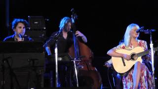 Laura Marling  Rest in the Bed Grace Cathedral