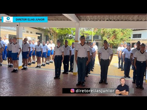 Como é a formação de um Soldado da PM   Diretor Elias Junior