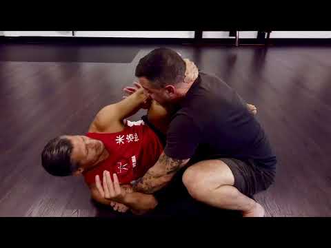 Wing Chun vs BJJ: Sifu Miloš Teaches a Jiu-Jitsu Black Belt the Hidden Power of Structure