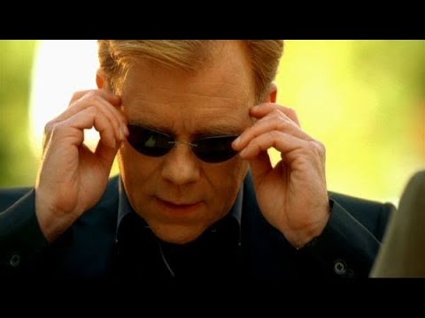 CSI Miami Meme - Horatio Caine Sunglasses Meme YEEEEEAH Scene