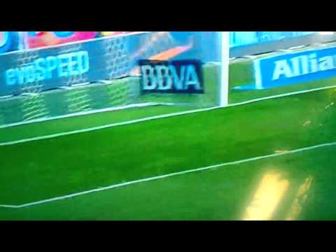 Carlos Bacca Amazing Golazo (Espanyol 1-3 Sevilla) 11.10.2013