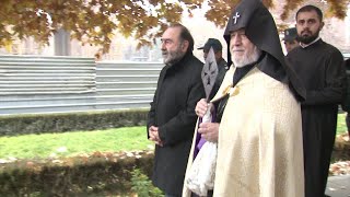 Առաքյալների տոնին Գանձատնից դուրս է բերվել Սուրբ Գեղարդը