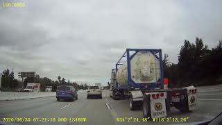 Ventura transfer Truck Driving Inappropriately on the freeway crossing