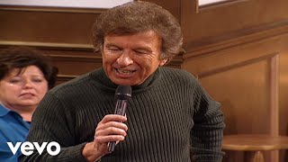 Bill & Gloria Gaither - Tho' Autumn's Coming On [Live]