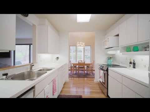 What type of homes sell in Leominster Ma?