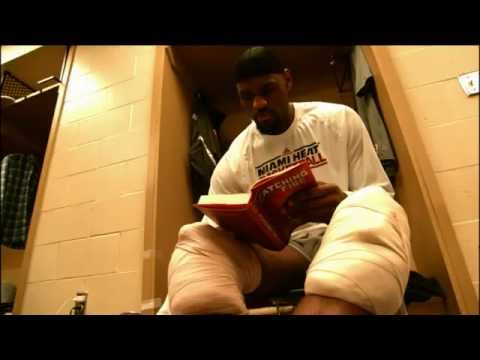 LeBron James Reads the Hunger Games