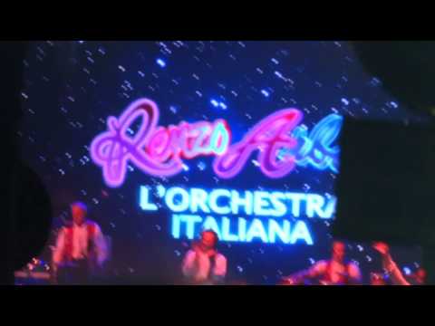 LUNA ROSSA e CACAO MERAVIGLIAO (live) by RENZO ARBORE & l'Orchestra Italiana CAMPOBASSO