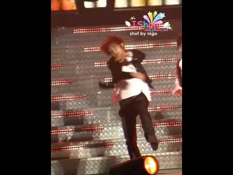 [JSholic Fancam]091212 SuperShow2 in Nanjing - Twins
