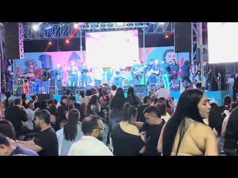 Un solo cuerpo- concierto en vivo Elias Huila- Los chichee vallenatos- Amin Martínez 