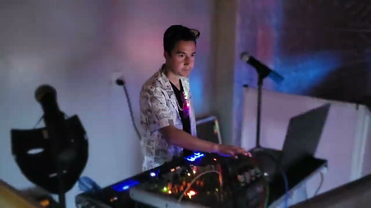 Promotional video thumbnail 1 for DJ Alexxxg