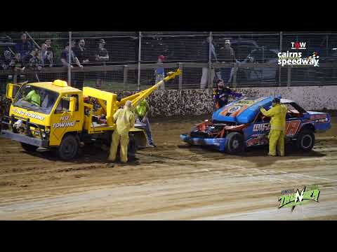 June 25th at TWW Cairns Speedway - Modified sedans feature race - Thunder in the Canefields