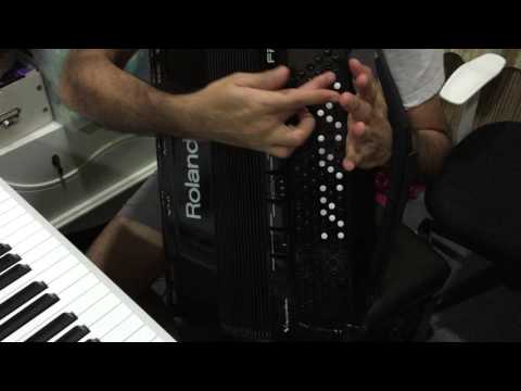 How to play and fingering of C Major Scale in Freebass Accordion C system