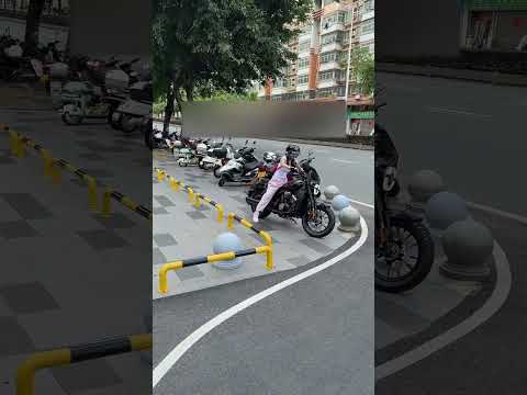 She did something that no one else could do 😎 #lol #rider #funny #biker #pov #laughter #motovlog