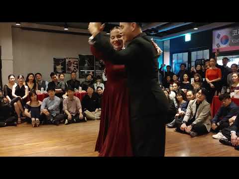 [Miguel Caló, Raúl Berón - El Vals Soñador] Suyay Quiroga & Jonny Carvajal