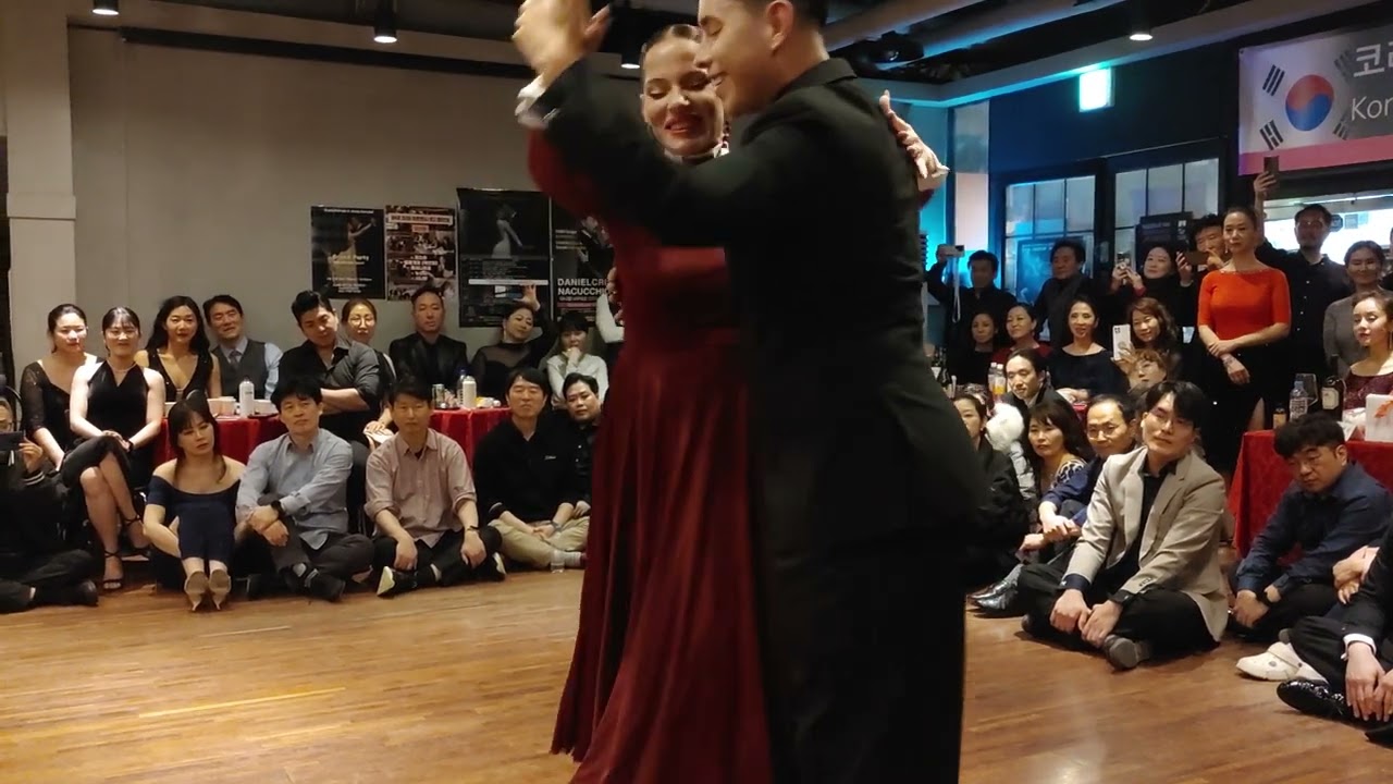 [Miguel Caló, Raúl Berón - El Vals Soñador] Suyay Quiroga & Jonny Carvajal