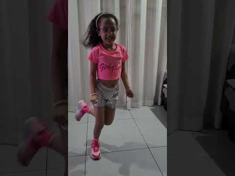 Toda blogueirinha(Marcela Jardim)