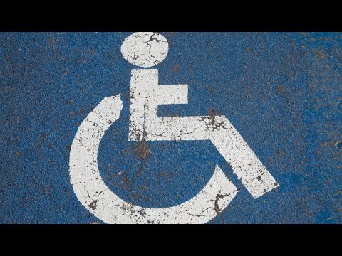 Kritik an Behörden: Behindertenparkausweise verweigert | Panorama 3 | NDR