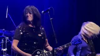 GIRLSCHOOL : Bomber. (Motörhead cover). Vancouver 2024.