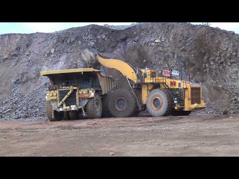 Caterpillar 6015B Excavator Fitting The Bucket And The First Loads   Sotiriadis Brothers