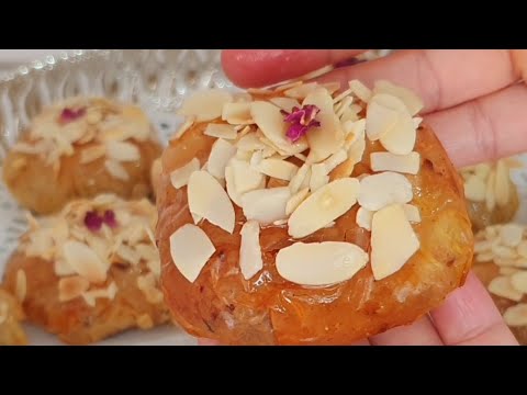 Mini sweet‑savory chicken pastilla