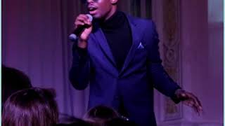 Dadju chante Monica dans Absolument Star