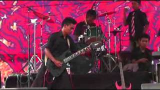 Download lagu Aphenk feat getih wingit mp3 Download lagu Aphenk feat getih wingit mp3