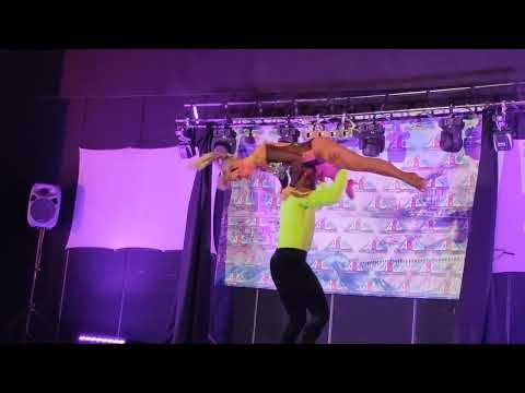 show de Ronald et Alba au Alpes bachata congrès à l'impérial Palace à Annecy le 2/09/2022.