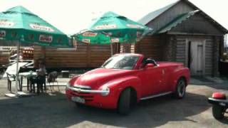preview picture of video 'Chrysler prowler vs SSR  Russian rest area :-)'