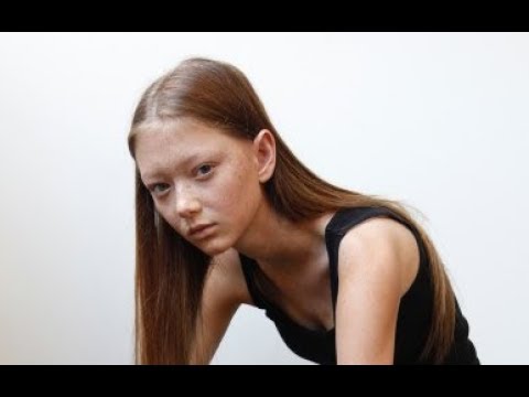 SARA GRACE WALLERSTEDT Model 2019 - Fashion Channel