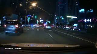 [問題] 老車被違規迴轉黃牌擦撞 肇責與保險理賠