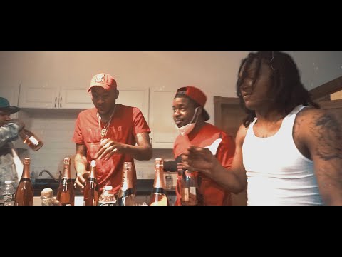 YB(Dee Esco)- Trap Nigga Feat. Dom Peezy (Official Music Video)
