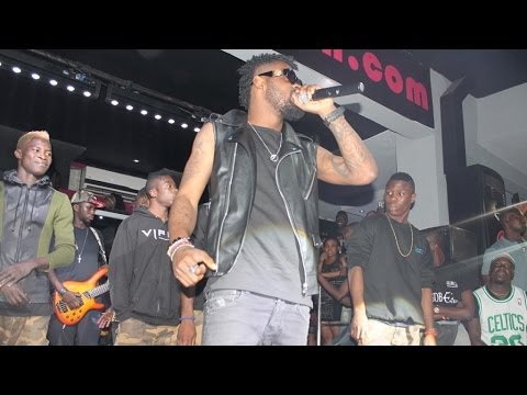 Ivoirmix - Showtime- Dj Arafat en Spectacle live au Pink Club