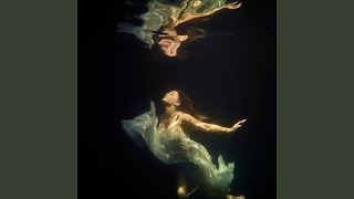 Isabel Van Gelder - She'll Be Alright video