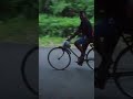 Rekka Katti Parakkuthu Video Song