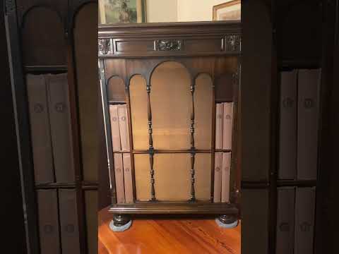 If All The Stars Were Pretty Babies - Goodrich Silvertown Cord Orchestra 1927 on the Victor Credenza