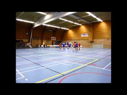 Daniel Csodo (HUN) one hander buzzer beater wondergoal