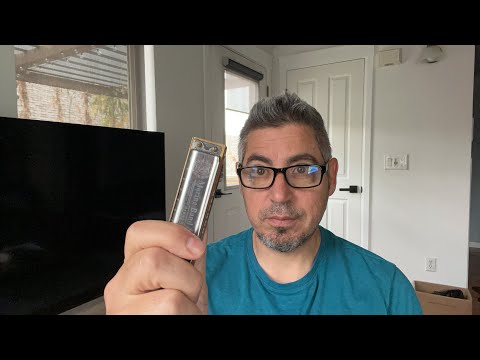 Practicing fluid patterns on a C harmonica