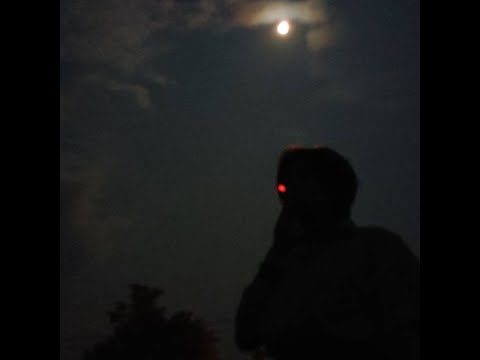 Elhé - unreachable (Lyric Visualizer)