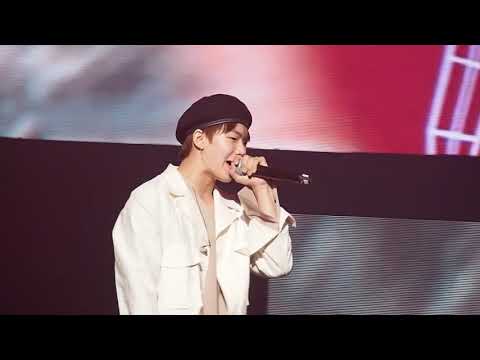 180606 The Monster Concert9 Santah Claus 방재민focus