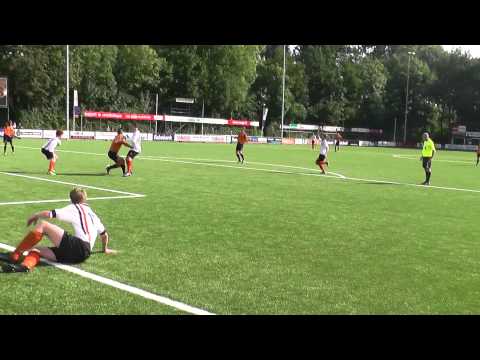 21 sept 2013 Jodan Boys A1 - VV De Meern A1 com 2-0 Kesly op paal
