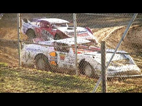 2017 Super Sedan Grand Prix ## HEAT 1  Latrobe Speedway, Tasmania