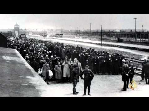 Holocaust survivor recounts the torture of the tragic event