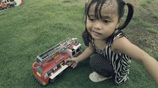 Kid's with their favorite toys. Shopkins and Dickie toys Fire Truck. Vlog(#4)