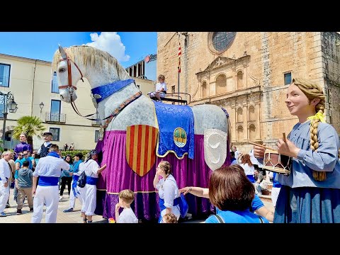 Ballada entre places TROBADA de GEGANTS de RIUDOMS el 11 de maig de 2025