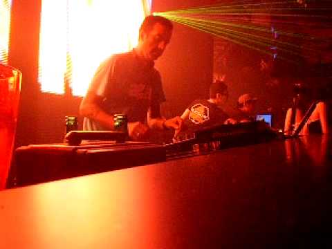 Funk D'void at clube eden,seoul,25th july 2009